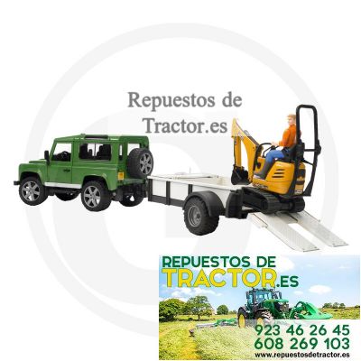 TODOTERRENO CON REMOLQUE Y MAQUINA JCB. BRUDER